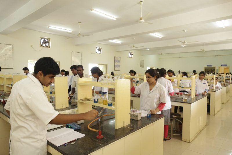 1100-bed Teaching Hospital