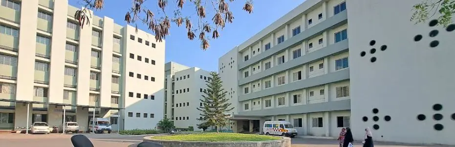 700 Bed Hospital