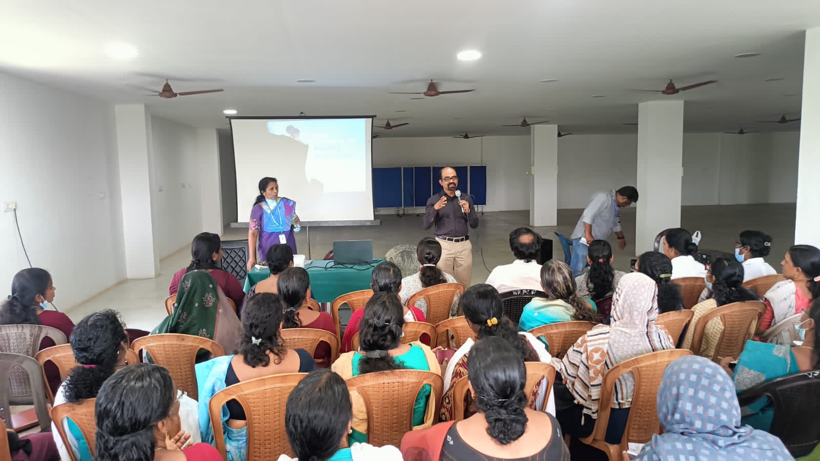 Advanced Laboratories